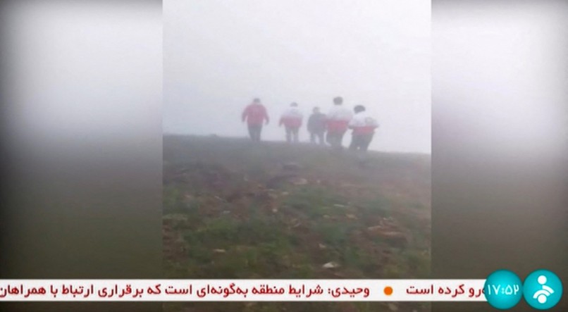 Irã iniciou neste domingo (19) uma operação de resgate no noroeste do país para encontrar um helicóptero no qual viajava o presidente Ebrahim Raisi