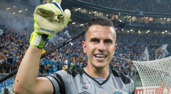 Marcelo Grohe estará livre no mercado para assinar com qualquer clube.