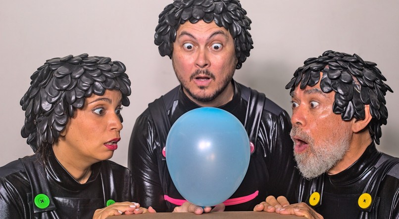 Peça 'Hélio, o balão que não consegue voar' estreia no Recife