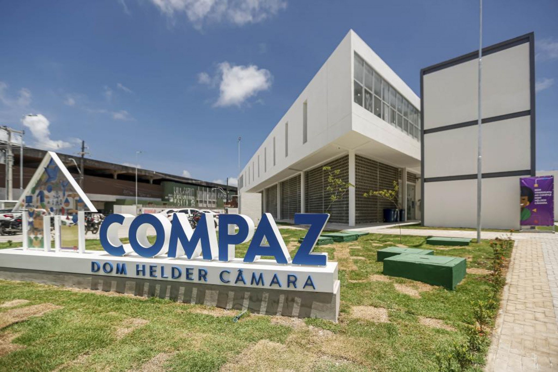 Compaz Dom Helder C&acirc;mara vai receber, no dia 11 de maio, o evento &quot;Maternar a si: arte para quem cuida&quot;