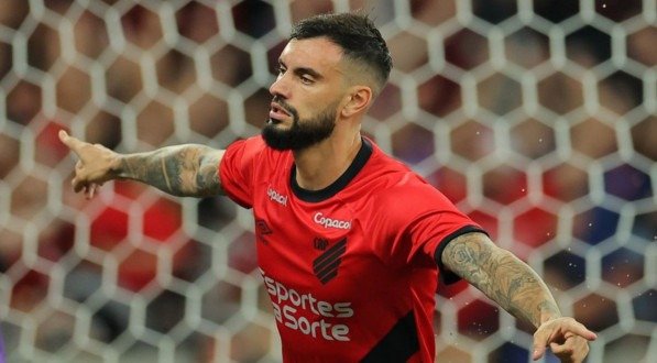 Gonzalo Mastriani, atacante do Athletico