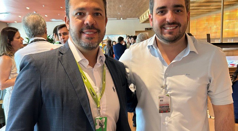 O superintendente do Aeroporto dos Guararapes Diego Moretti, e o presidente da Empetur, Eduardo Loyo, na abertura da nova sala vip do aeroporto
