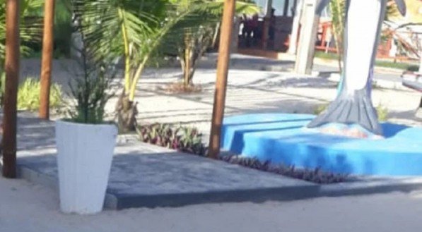 Foto da barraca de praia onde aconteceu o crime