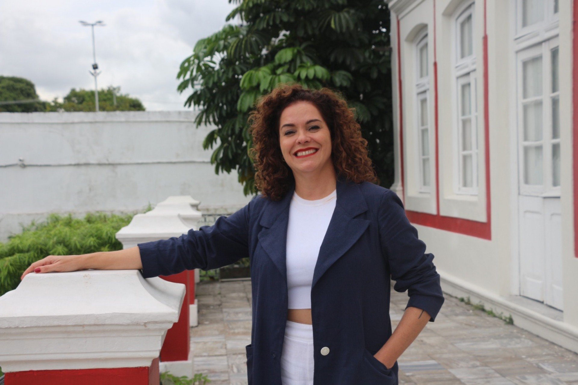 Helena Martins: uma voz ativa pela democracia e pelos direitos humanos