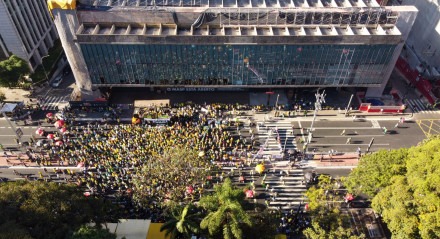 Manifestação esvaziada na Avenida Paulista, sem a presença dos Bolsonaro