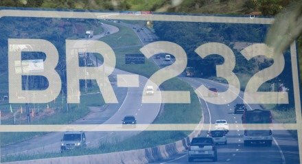 Situação da BER 232 para o São João - BR 232 - PLACAS - MATO - CARROS - CAMINHÕES