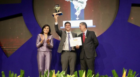 A capital pernambucana levou o prêmio de melhor iniciativa nacional na categoria Simplificação e Fomento ao Empreendedorismo