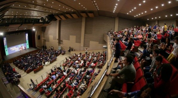 CEO Fórum 2024, realizado pela Amcham/PE, acontece no Teatro RioMar, na segunda-feira (17)