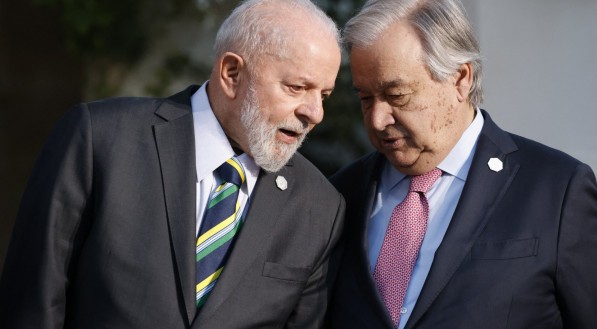 Lula defendeu mais uma vez que as cúpulas para debater a paz no Leste Europeu devem considerar a participação dos russos