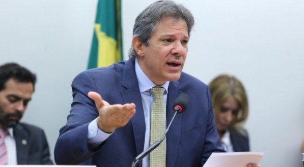 Fernando Haddad se reuniu nesta quarta com o presidente da C&acirc;mara, Arthur Lira (PP-AL), e l&iacute;deres partid&aacute;rios