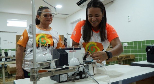 Escola de Moda da Giral recebeu 40 m&aacute;quinas de costura para os cursos de Modelagem, Corte e Costura