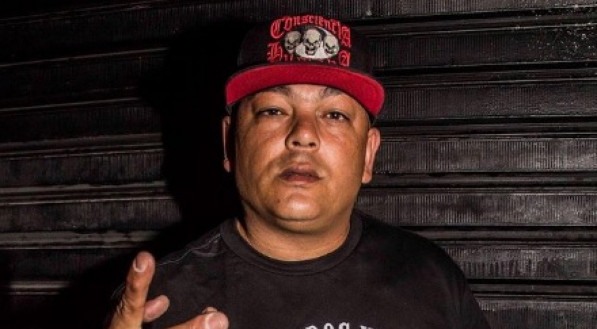 Rapper Gilson Oliveira, integrante do grupo Consciência Humana faleceu neste domingo (23), em consequência de uma parada cardíaca (recorrente de pneumonia)