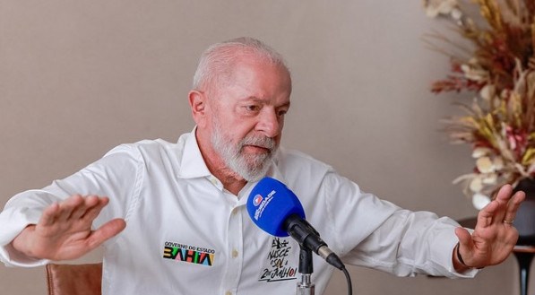 Presidente Lula da Silva, durante entrevista a Silvana Oliveira, da Rádio Sociedade em Salvador - BA