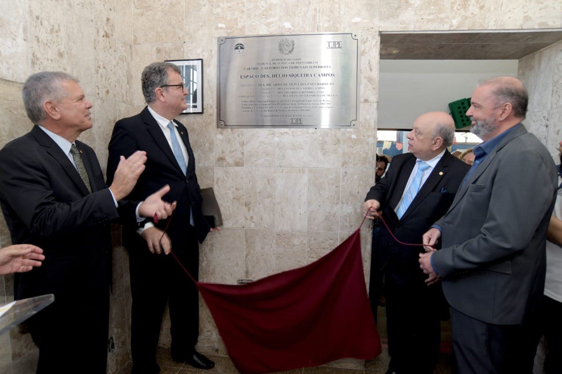 EDUARDO SERTÓRIO CANTO