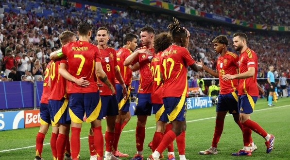 Espanha vence a França e vai à final da Eurocopa