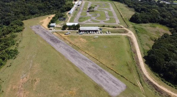 Pista de pouso e decolagem foi construída em área de proteção ambiental desmatada ilegalmente, segundo Polícia Civil