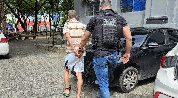 Homens foram capturados após vítimas pedirem socorro, com botão do pânico ou por 0800