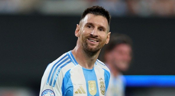 Imagem de Lionel Messi com a camisa da Argentina