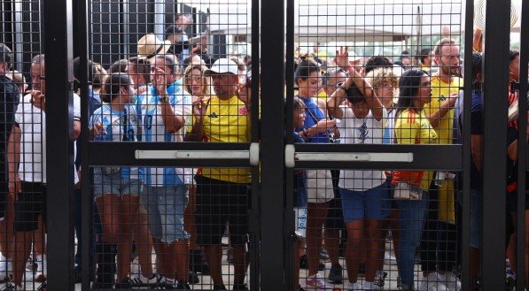 Este é o segundo caso de violência contra torcedores nesta Copa América
