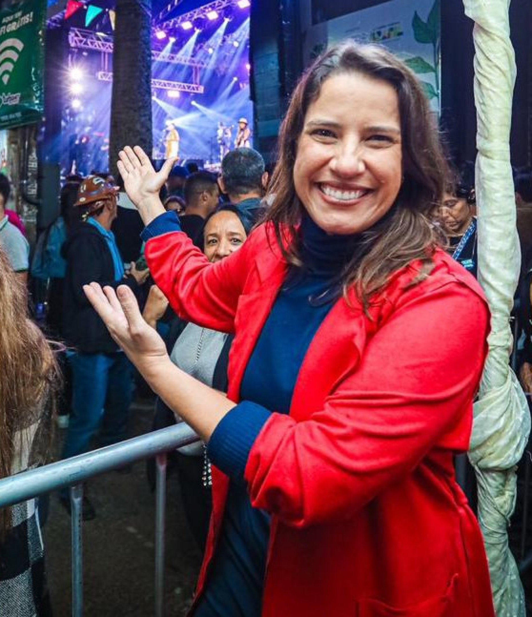 A governadora Raquel Lyra abrindo o festival Janaina Pepeu/Divulgação