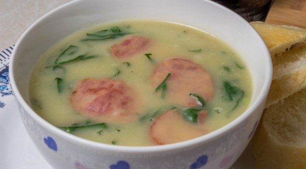 Caldo verde low carb