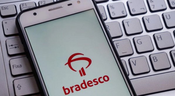 Aplicativos do Bradesco, Neon, Next e Banco Pan ficaram fora do ar, segundo o site Downdetector