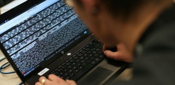 Entenda falha no sistema da crowdstrike que causou apagão cibernético