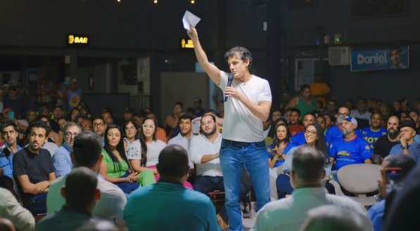 Daniel Coelho oficializa candidatura à Prefeitura do Recife em convenção no Clube das Pás
