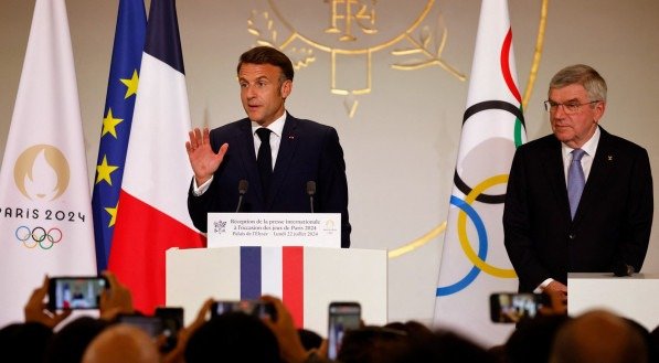 Macron diz que França está 'pronta' para sediar os Jogos Olímpicos de Paris