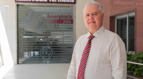 O cardiologista Afonso Barreto chama atenção para a incidência da insuficiência cardíaca, que não está restrita apenas aos idosos