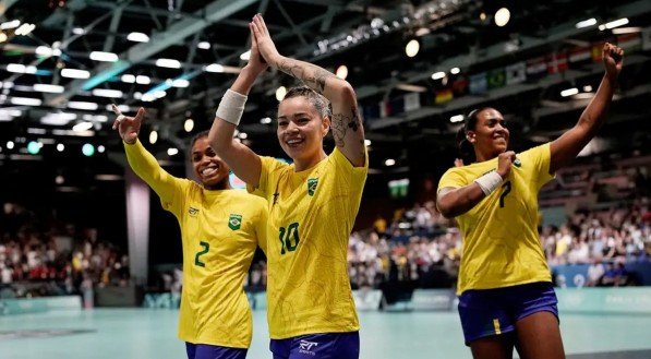 Handebol: Brasil estreia em Paris com vitória impecável contra Espanha