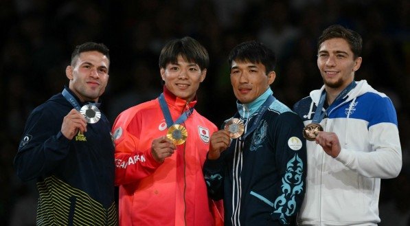 Imagem do pódio do judô na categoria masculina de até 66kg