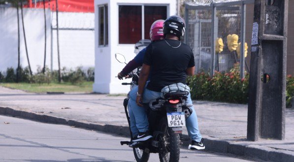 Justiça suspende serviço de motos por aplicativo em SP e recomenda regulamentação do serviço em 90 dias