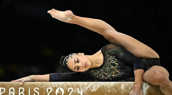 Julia Soares performa na etapa classificatória 