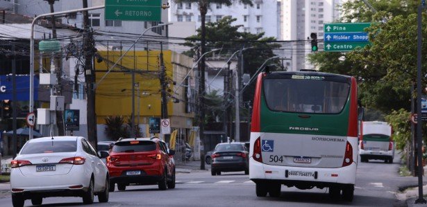 Desafios do Recife - Faixa Azul - Ônibus - Conselheiro Aguiar - Boa Viagem - Mobilidade - Corredor de ônibus