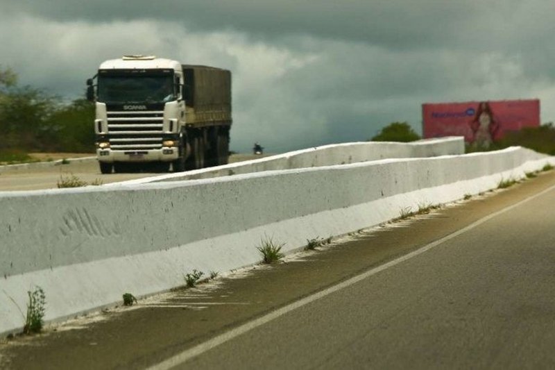 A suspensão do controle de velocidade é uma consequência direta da insuficiência de recursos destinados ao Programa Nacional de Controle Eletrônico de Velocidade (PNCV)