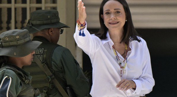 Opositora venezuelana María Corina Machado diz estar na 'clandestinidade'