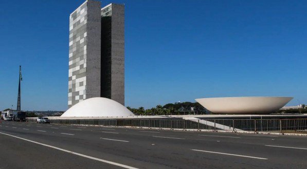 Congresso Nacional promulga hoje (22) a PEC da Anistia. 