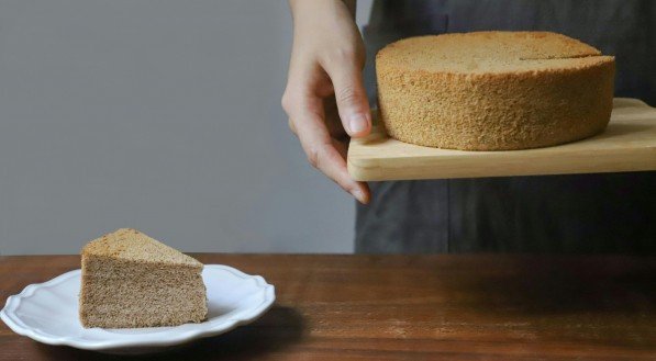 Imagem ilustrativa de um bolo de mandioca