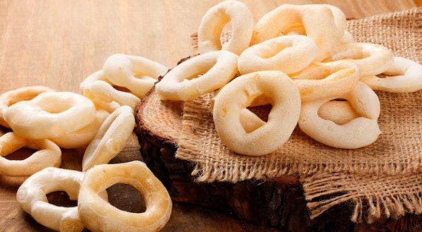 Imagem ilustrativa dos biscoitos de polvilho doce assados