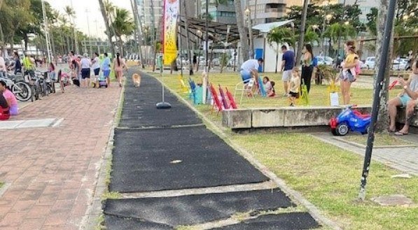 Pista de cooper deteriorada em Boa Viagem