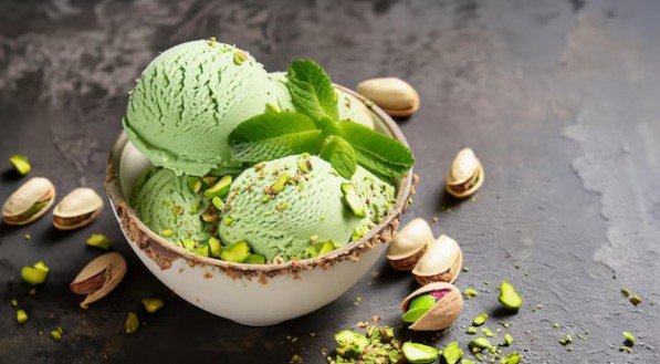 Sorvete de pistache fitness: conheça a sobremesa para a sua dieta