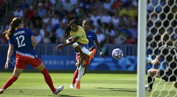 Imagem da atacante Ludimila, que teve um gol anulado para o Brasil na final contra os Estados Unidos