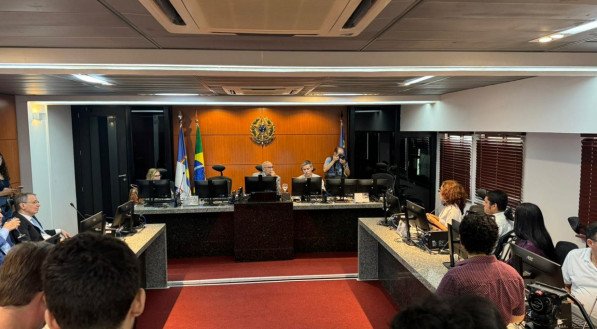 Reunião de conciliação no TRT-6 discute fim da greve dos rodoviários no Grande Recife