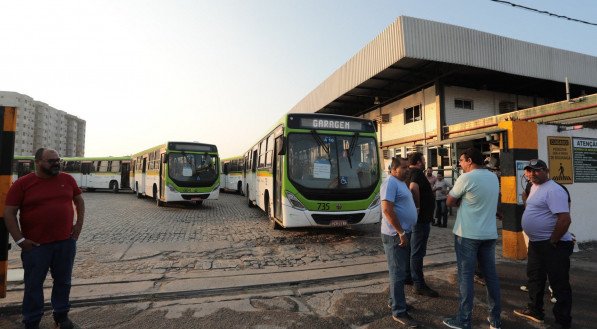 Nem mesmo as redes sociais oficiais do governo, como a do Grande Recife Cons&oacute;rcio de Transporte Metropolitano (CTM), t&ecirc;m um &uacute;nico comunicado sobre a greve
