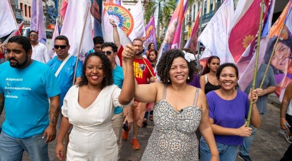 Candidata ao cargo de prefeita do recife, Dani Portela no primeiro dia de sua campanha.

