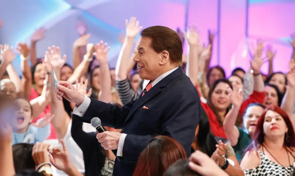 Entenda a cerimônia judaica de enterro de Silvio Santos 