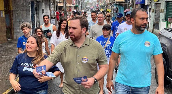 Agenda do candidato Tecio Teles (Novo) deste s&aacute;bado foi de caminhadas e bicicletada com postulantes &agrave; verean&ccedil;a na cidade