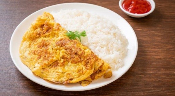 Omelete fitness na airfryer: como fazer e sem farinha de trigo