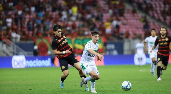 Imagem do jogo entre Sport x Coritiba pela 23ª rodada da Série B